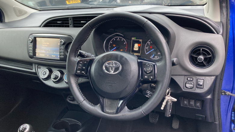 Toyota Yaris 1.5 Hybrid Icon 5dr CVT Hybrid Hatchback